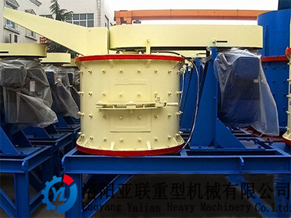 復(fù)合式破碎機(jī)哪家好？只看這幾點(diǎn)就夠了！