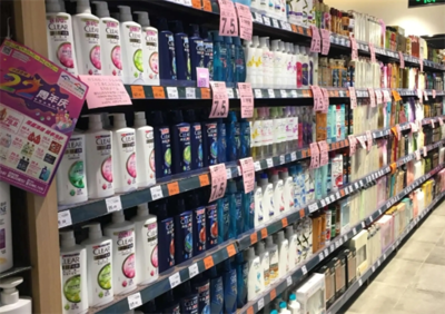 易平日化連鎖店 連鎖模式的創(chuàng)新與便民服務典范